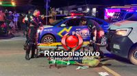 Motociclista embriagado e sem CNH bate em carro, fratura o pé e é preso no hospital