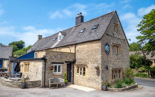 The Golden Ball Inn