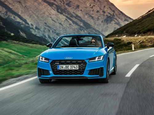 奥迪TTS外观实拍图