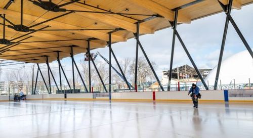 BLEU BLANC BOUGE Rink (Victoria Park)