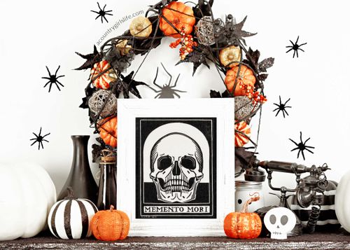 free printable halloween wall art in black and white for DIY halloween decor or decorations