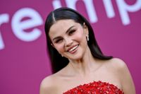 Selena Gomez Reveals Vaping Nicotine Changed Her Voice: ‘It’s Not Worth It’ - Variety