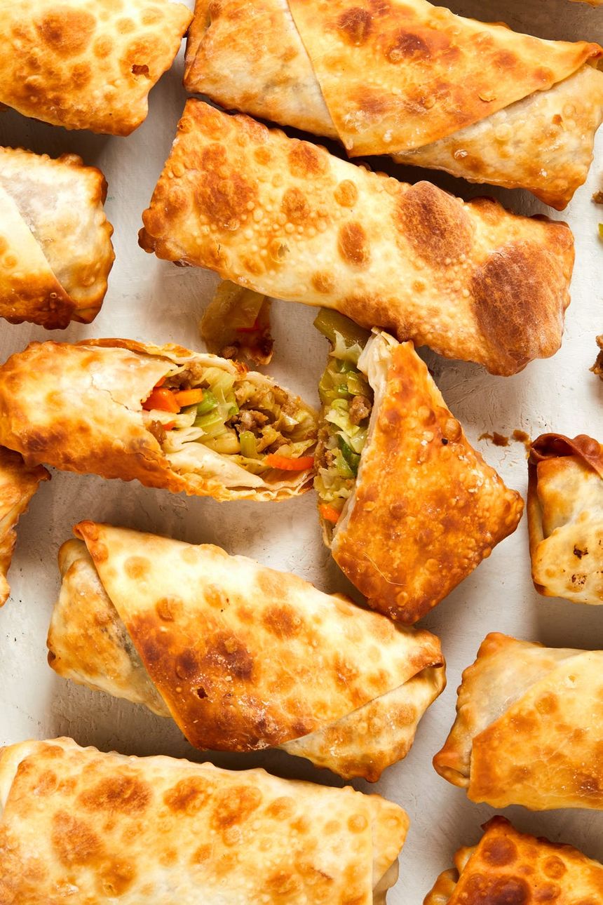 air fryer egg rolls with pork, cabbage and carrots