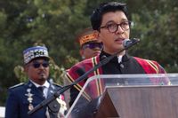 A Madagascar, un an après avoir été renversé, l’ex-président Andry Rajoelina rêve encore d’un retour sur la Grande Ile