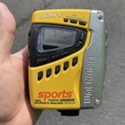 Vintage Sony Sports Groove WM-FS499 Mega Bass AM/FM Walkman Waterproof For Parts