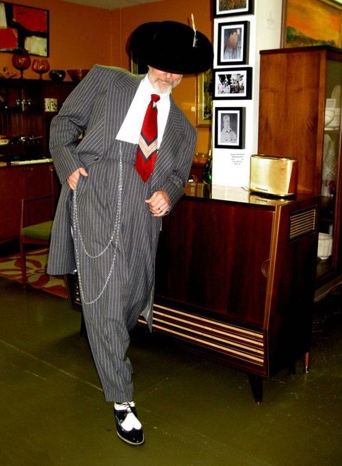 Zoom Suit, Zoot Suit Dress, Zoot Suit Prom, Malcolm X Zoot Suit, Zoot Suit Trousers, Zoot Suit Chain, Zoot Suit Tie, Black And Red Zoot Suit, Red Zoot Suit