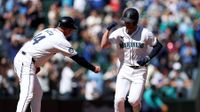 Mariners throw 1-hitter, Garver homers as Seattle sweeps Reds - Seattle Sports