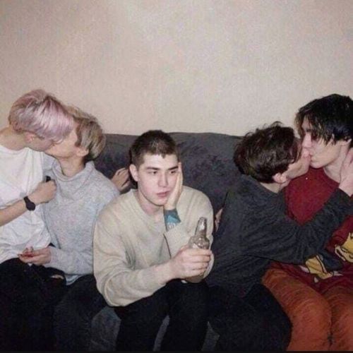 Out of context | Funny poses, Memes, Funny pictures