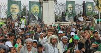 Yemen’s Houthis Push Toward Red Sea Strait as Ground Fighting Escalates - The New York Times