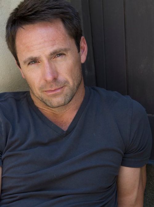 William deVry