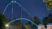 Government records reveal mechanical failures, faulty restraint bars and broken bones at Six Flags theme parks - CNN