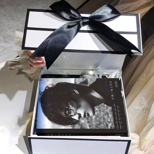 📸许嵩的摄影秘籍大揭秘！珍藏版《海上灵光》带你走进音乐诗人的心灵世界💖