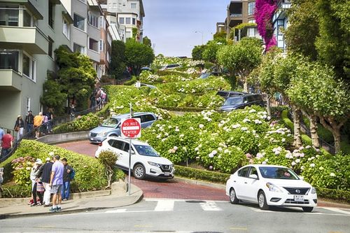 Can you drive on Lombard Street
