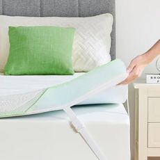 PERLECARE Medium Firm Mattress Topper Queen- 3 Inch Bamboo Memory Foam Bed Topper for Pressure Relief, Mattress Pad with Bamboo Cover,Removable & Washable & Non-Slip,CertiPUR-US & Oeko-Tex Certified