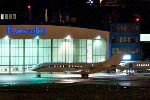 untitled bombardier bd 700 1a10 global express lx aaa@zrh 26 11 2012 8222984297