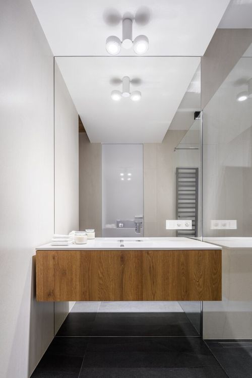 small modern and luxurious bathroom