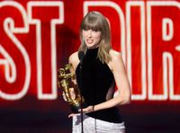 The Origin Of Taylor Swift’s Record-Breaking VMAs Award Is Raising Suspicion - SheKnows