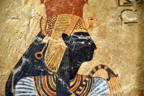 representation of the deified queen ahmose nefertari the great royal wife of ahmose i from tomb tt359 at deir el medina egypt neues museum