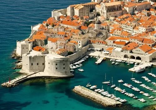 暢遊克斯、巴爾幹五國｜鐘乳石洞．十六湖．布雷德城堡．奧赫里德湖．科特．馬其頓．阿爾巴尼亞11日