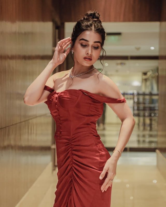 r/TwitterCelebs - Anushka Kaushik in red Cherry Kiss Dress