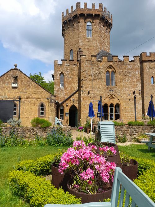 Castle at Edgehill