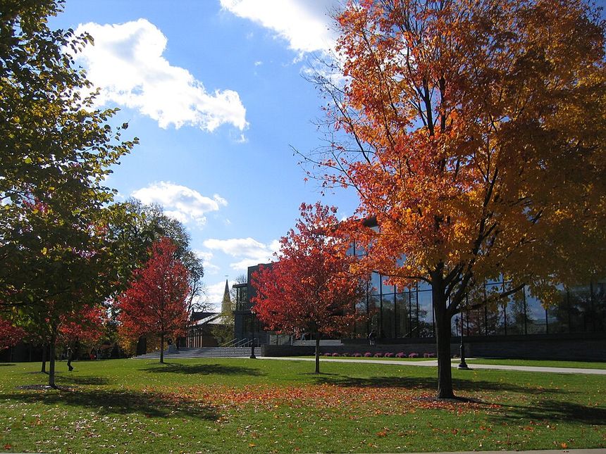 Lafayette_College_in_Autumn.jpg
