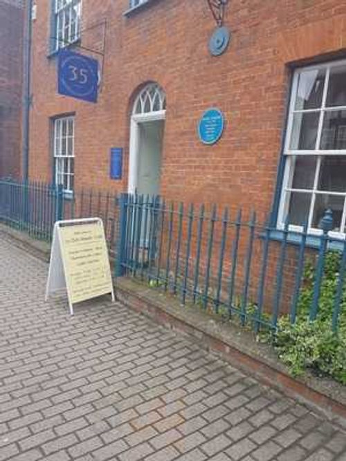 35 Ock Street Cafe