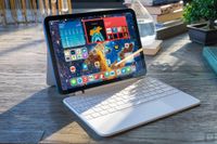 The 10th-gen Apple iPad hits a low of $300, plus the rest of the week's best tech deals