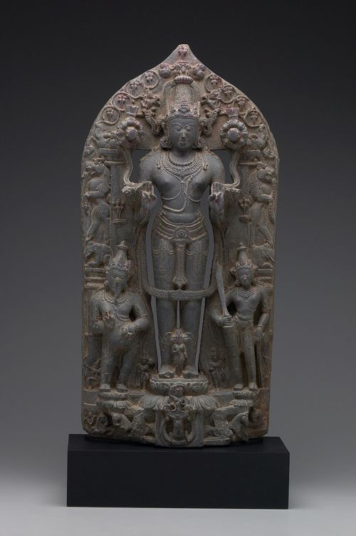 Surya_with_Adityas_and_attendants.jpg