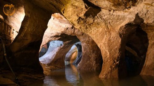 مغارة موسى بلودان