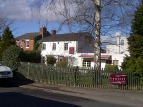 Hewlett Arms