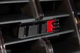 奥迪TTS和敞篷版上市现场图