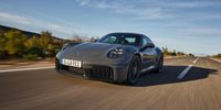 Porsche builds a hybrid 911 at long last | Ars Technica