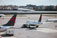 Delta CEO Sees Engine Repair Delays as Major Industry Constraint - Bloomberg