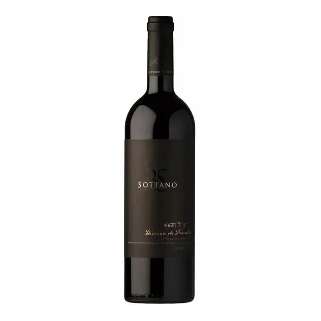 Botella de Sottano Reserva de Familia Malbec — Sottano