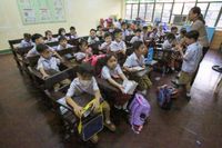 Philippine schools gradually transition to old academic calendar