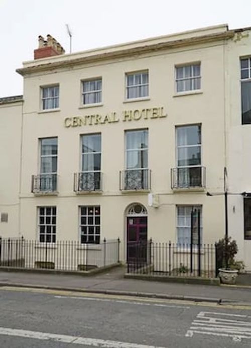 Central Hotel