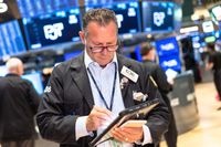 Stock Market Today: Nasdaq, S&P 500 Rise After Down Week as Chip Stocks Rebound; Oil Prices Little Changed Despite US-Iran Fighting on Hopes for Diplomacy - Investopedia