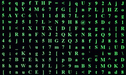 caracteres ascii aleatorios en la pantalla negra de la computadora personal - ascii fotografías e imágenes de stock