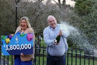 Devoted Tesco delivery driver scoops £3.8m Lotto jackpot then returns to work for Christmas shift | The Independent