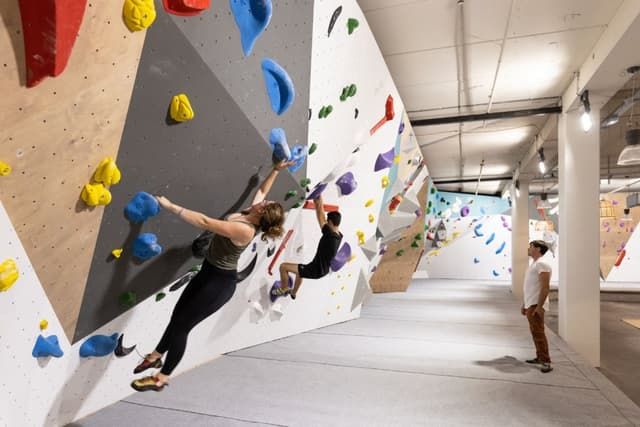 Climb Up Lille Centre