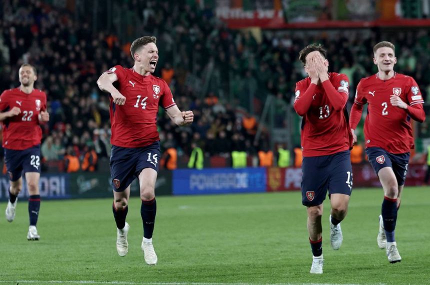 Celebración de los jugadores tras clasificar al mundial 
