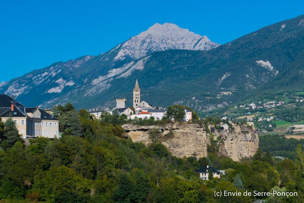 Embrun (Hautes Alpes) - Envie de Serre-Ponçon