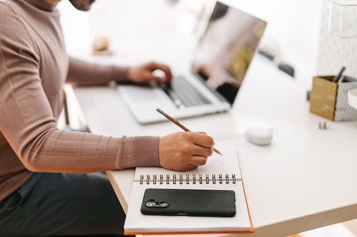 用笔记本电脑做笔记照片下载