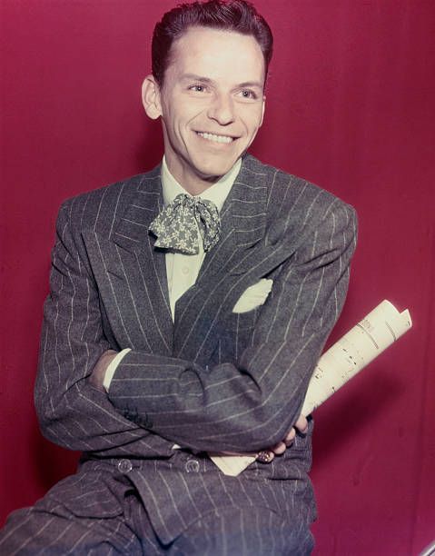  The Enduring Enigma of Frank Sinatra: Voice, Icon, and Man
