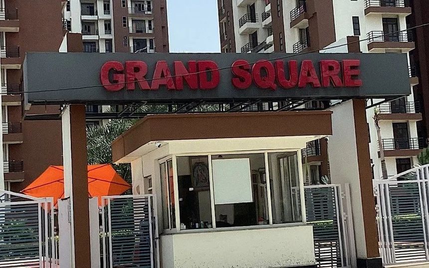 Grand Square Apartments