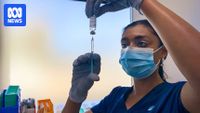 NSW Health review of COVID vaccine requirements could see two-dose rule dropped for healthcare workers - ABC News