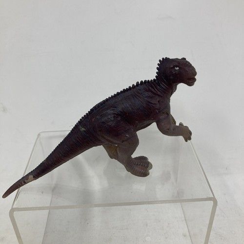 Disney Dinosaur Movie Kron? Or Other Action Figure C208