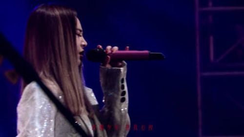 MAYDAY五月天 《玫瑰少年 Womxnly》 feat.蔡依林