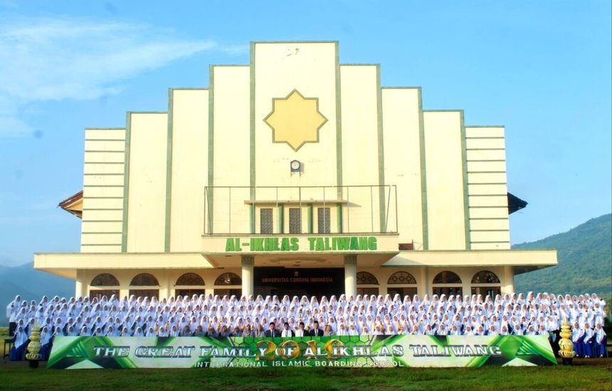 Screenshot Pondok Pesantren Al-Ikhlas
